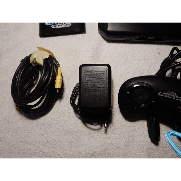 SEGA Genesis II Console Black-q1 Complete With 4 Games. 2 Controller, All Wires! - Picture 6 of 14